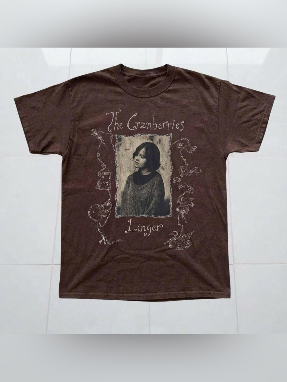Vintage The Cranberries 'Linger' Graphic Tee - Brown